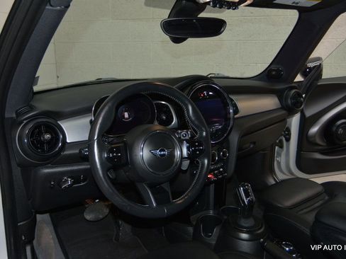 Used 2022 MINI Cooper S w/ Premium Package image 9