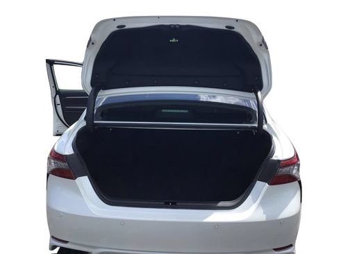 Used 2024 Toyota Camry FWD image 12