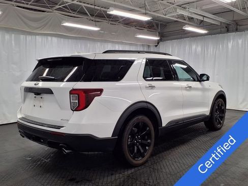 Used 2024 Ford Explorer ST-Line w/ Class IV Trailer Tow Package AWD/4WD image 9