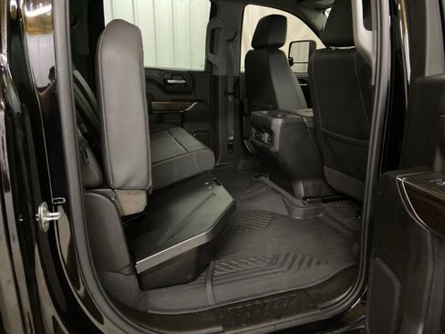 Used 2021 Chevrolet Silverado 1500 LT Trail Boss w/ Convenience Package II image 16