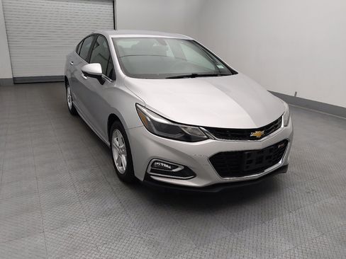 Used 2016 Chevrolet Cruze LT w/ Convenience Package FWD image 14