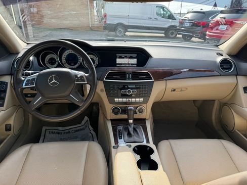 Used 2013 Mercedes-Benz C 250 C 250 Sport Sedan 4D image 37