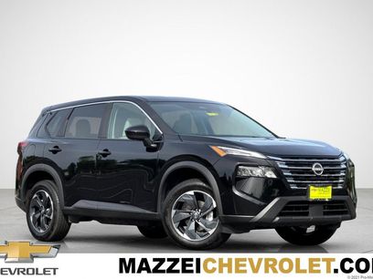 Used 2025 Nissan Rogue SV