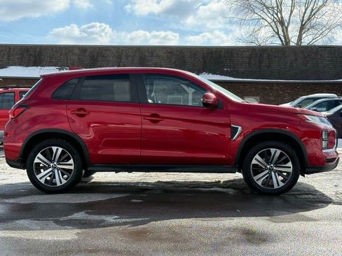 Used 2022 Mitsubishi Outlander Sport SE image 6