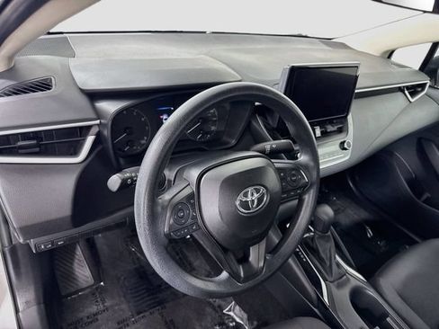 Used 2024 Toyota Corolla LE FWD image 10