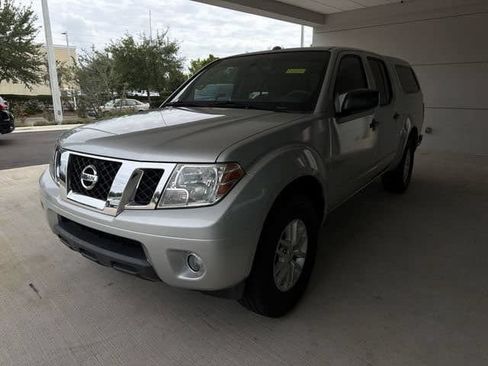 Used 2016 Nissan Frontier SV w/ SV Value Truck Package RWD image 16