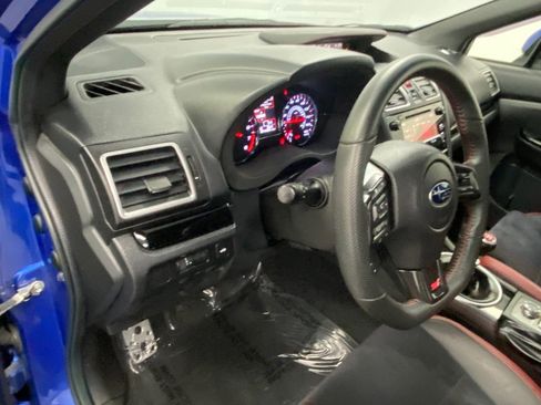 Used 2018 Subaru WRX STI image 40