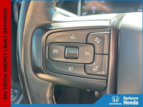 Used 2024 GMC Sierra 2500 AT4 w/ AT4 Premium Plus Package AWD/4WD image 9