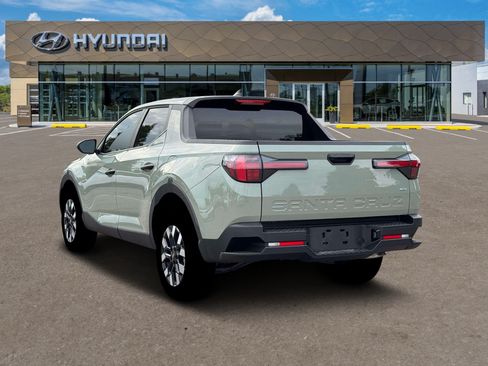 Certified 2026 Hyundai Santa Cruz SE AWD/4WD image 5