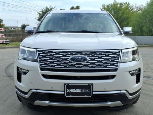 Used 2018 Ford Explorer Platinum image 7
