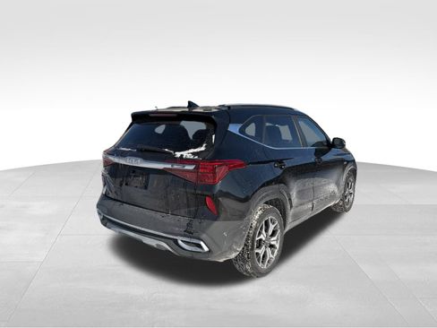 Used 2022 Kia Seltos EX image 5
