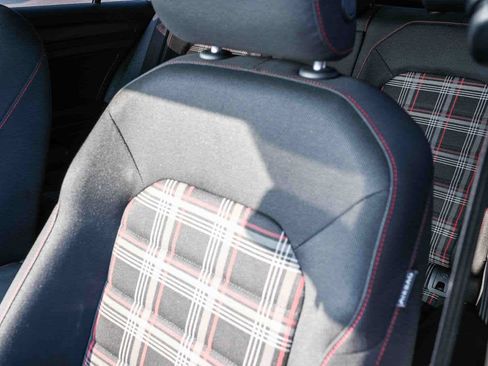 Used 2018 Volkswagen GTI S FWD image 20