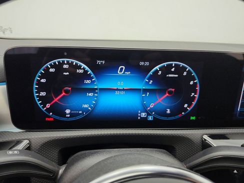 Used 2023 Mercedes-Benz CLA 250 image 12