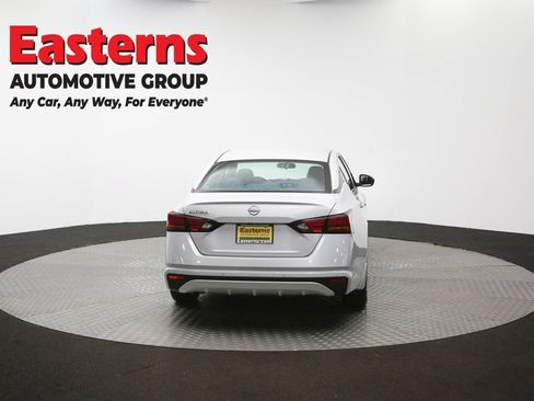 Used 2024 Nissan Altima 2.5 S FWD image 36