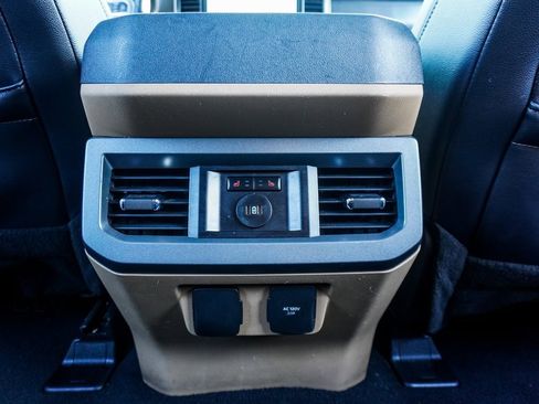 Used 2023 Ford F250 Lariat w/ Lariat Ultimate Package image 11