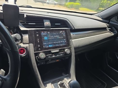 Used 2018 Honda Civic Sport Touring image 12