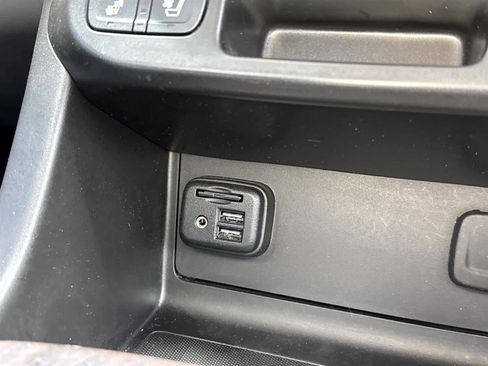 Used 2021 GMC Canyon Denali image 24