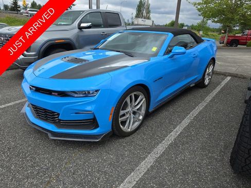 Used 2022 Chevrolet Camaro SS w/ Design Package 3 RWD image 1