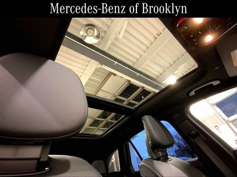 Used 2026 Mercedes-Benz GLC 300 4MATIC image 14