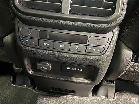 New 2026 Honda Ridgeline Black Edition image 24