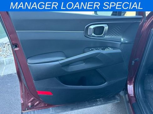 New 2025 Kia Sorento S image 16