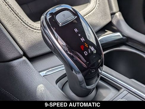 Used 2025 Cadillac XT5 Premium Luxury w/ LPO, Floor Liner Package AWD/4WD image 8