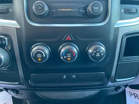 Used 2022 RAM 1500 Classic SLT RWD image 14