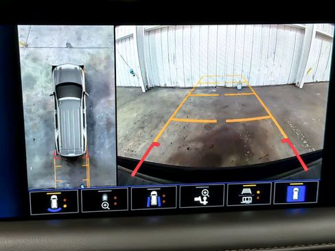 Used 2022 Chevrolet Tahoe High Country AWD/4WD image 20
