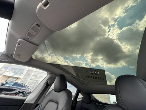 Used 2024 Tesla Model Y Long Range RWD image 23
