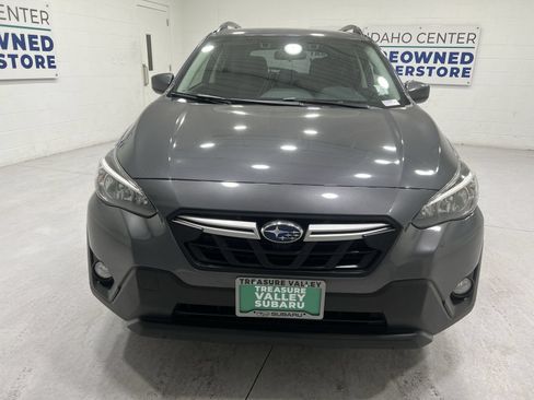 Used 2023 Subaru Crosstrek 2.0i Premium AWD/4WD image 3