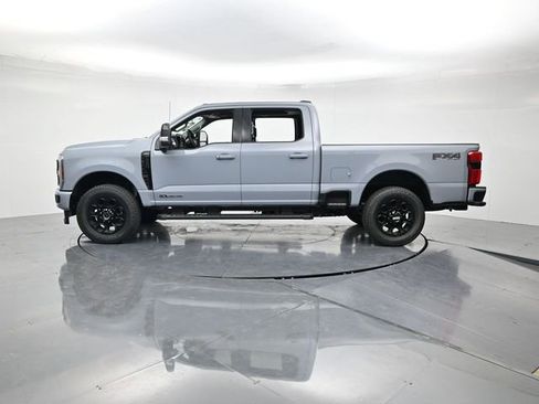 New 2026 Ford F250 Lariat w/ Black Appearance Package AWD/4WD image 8