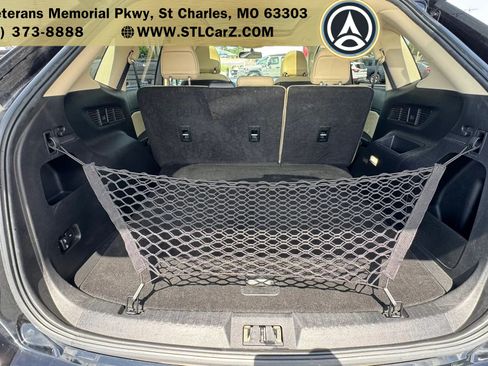 Used 2016 Ford Edge SEL w/ Equipment Group 201A FWD image 17
