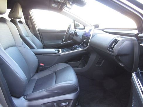 Used 2024 Subaru Solterra AWD/4WD image 20
