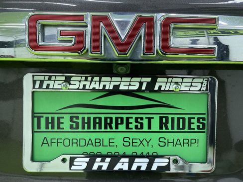 Used 2019 GMC Acadia SLE image 12