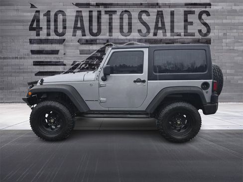 Used 2015 Jeep Wrangler Sport AWD/4WD image 7