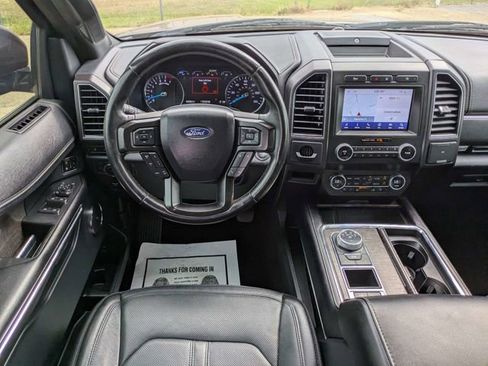 Used 2020 Ford Expedition Limited w/ Equipment Group 301A RWD image 18