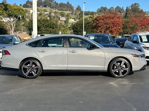 Certified 2025 Honda Accord Sport image 2