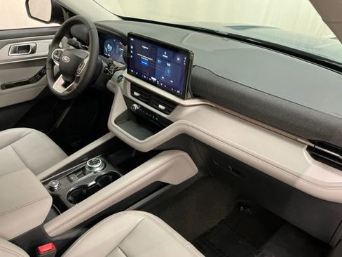 New 2026 Ford Explorer Active w/ Active Comfort Package image 21