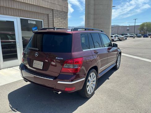 Used 2010 Mercedes-Benz GLK 350 4MATIC image 3