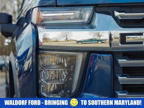 Used 2020 Chevrolet Silverado 2500 LTZ image 14