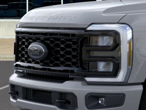 New 2026 Ford F250 Lariat w/ Black Appearance Package AWD/4WD image 39