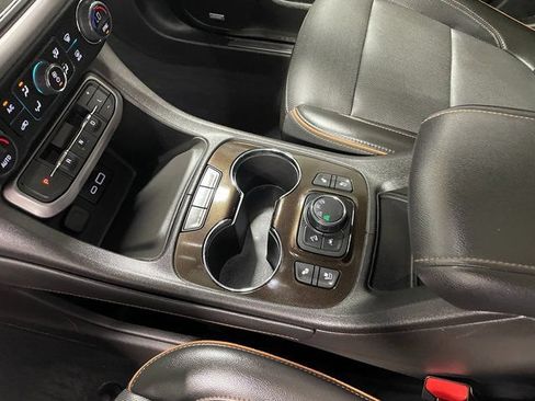 Used 2023 GMC Acadia AT4 w/ GMC Pro Grade Package AWD/4WD image 17