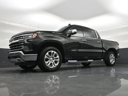 Used 2024 Chevrolet Silverado 1500 LTZ RWD image 18