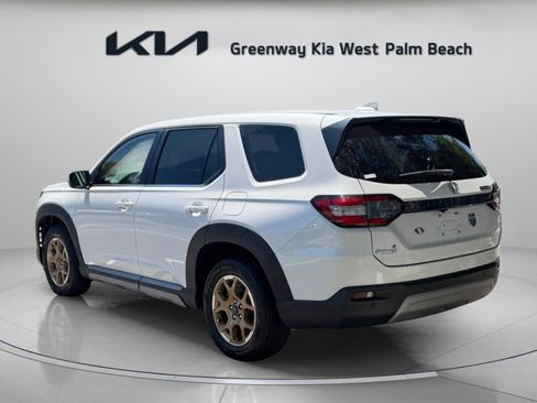 Used 2024 Honda Pilot EX-L image 5