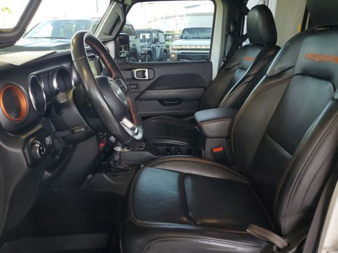 Used 2023 Jeep Gladiator Mojave w/ LED Lighting Group AWD/4WD image 18