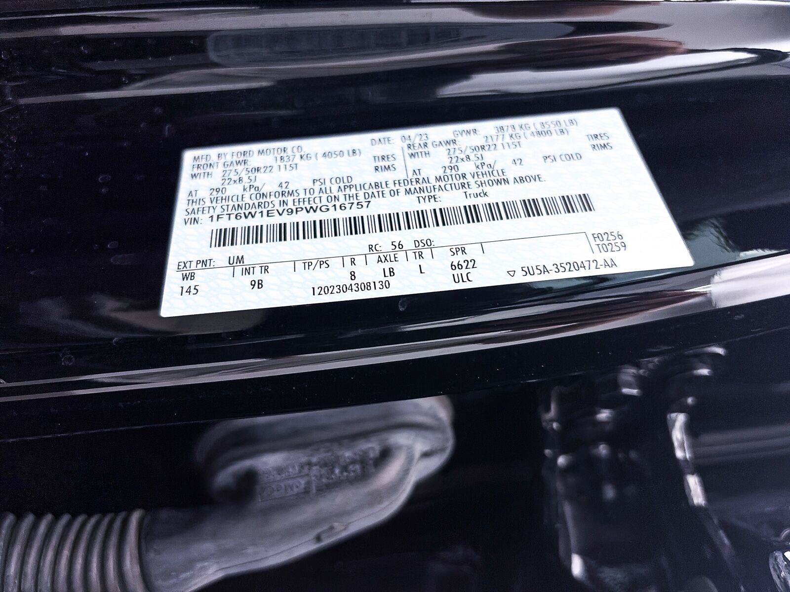 Used 2023 Ford F150 Lightning Platinum AWD/4WD image 41