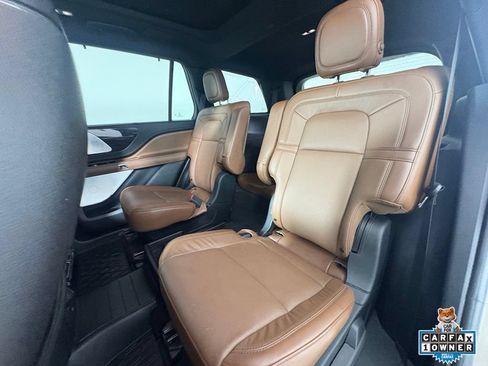 Used 2020 Lincoln Aviator Reserve w/ Equipment Group 202A AWD/4WD image 19