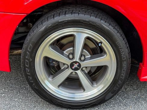 Used 2004 Ford Mustang Mach 1 RWD image 32