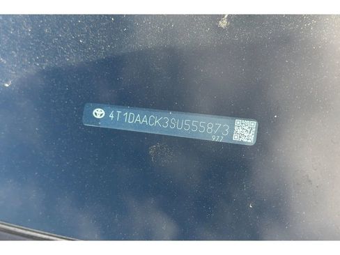 Used 2025 Toyota Camry SE image 8