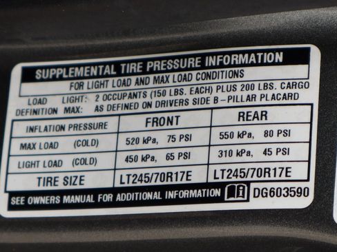 Used 2013 RAM 2500 Tradesman w/ Chrome Appearance Group image 45